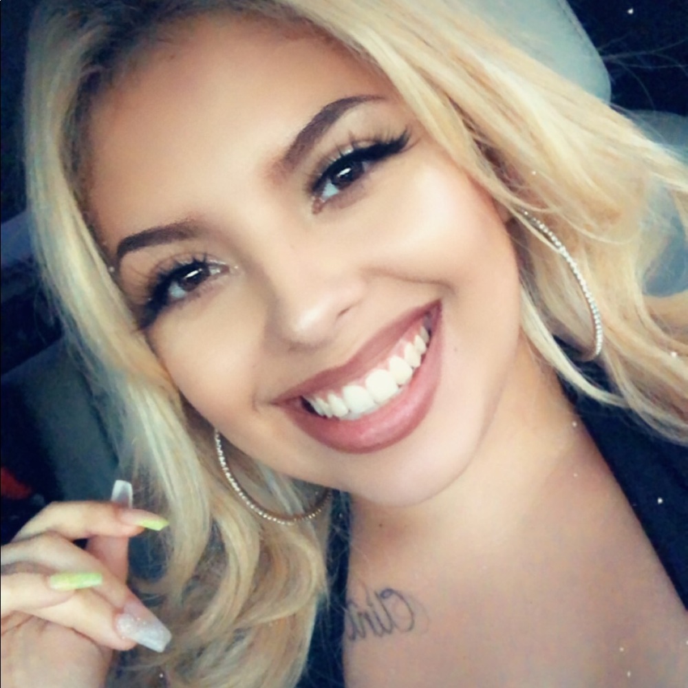 Meet your Posher, Nichole